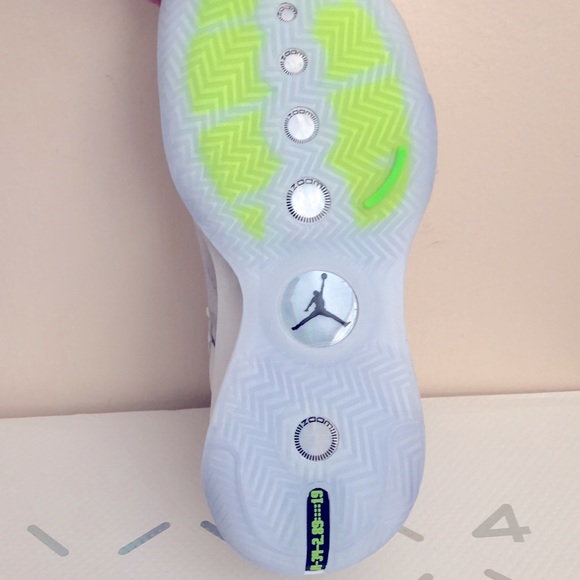 NIKE AIR JORDAN XXXIV LOW ‘PURE MONEY’ SNEAKERS - Picture 12 of 15